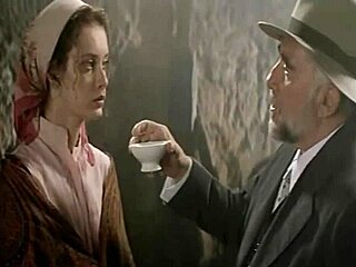 Alejandra Grepi tar det djupt i analscen från Spanien 1994