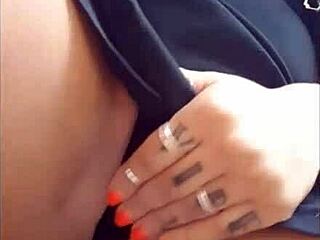 Novinha Safada Gozando No Meio Do Parque Público Em Barcelona