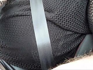 Hey, check out this solo in the car!