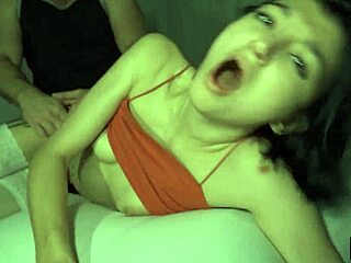 Madison Quinn, tuntuuko tuo iso kyrpä antavan useita orgasmeja rajussa paukutuksessa?