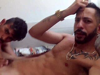 acordei o gabriel victor magrelo dotado e tatuado pra chupar seu pau completo no red