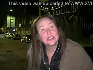 Street Girl Flashing Pussy in Public Hardcore Action