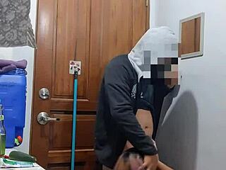 pinay scandal unfolds as lucky pizza guy gets action instead of cash - pinay lovers ph