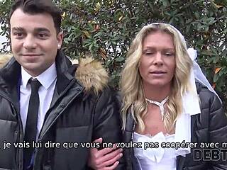 debt4k Napalona żona zdradza za kasę przed mężem