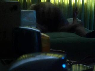 contrast between fat bbw and skinny amateurs in intimate encounter