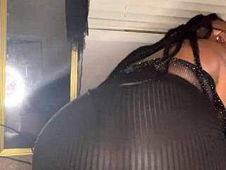 Harley harper, how does that buttplug feel in your ass?