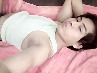 horny gay afeminado babe 😈