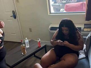 Drippinvelvet and Realsnotty fiercely double team pornstar legend