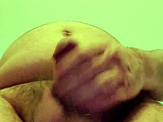 stroking solo in hotel room, feels so good 😏