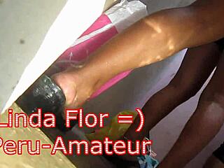 Cholas caught spying under the dressing room in amateur fun 😎