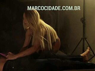 Watch Putinha Play Sexual Games With Boyfriend Victor Hugo And Bianca Demarchi!