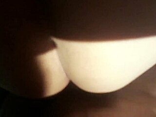 Spet divje jebanje s sodelavko!