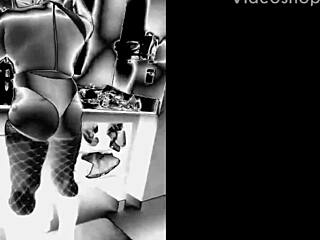 phatty ghurl getting her phat ass asian booty whorshiped by mature milf