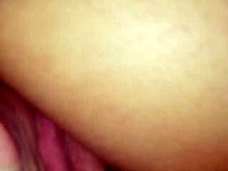 Solangie caliente shemale performs intense actions