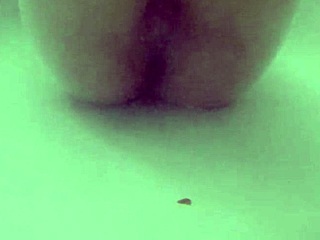 candy cruise enjoys a hardcore pov in the bathtub