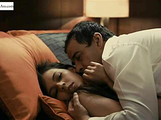 Эй, хочешь жаркую сцену Мартины Гарсии из Mosquito Net 2010? Насколько секси может быть знаменитый трах с ней?