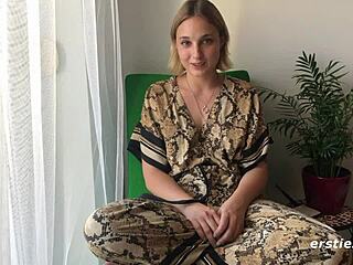 Badzeit für geile Babe