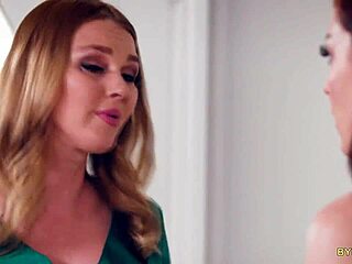 Milf friends, ready to lick each other?