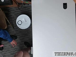 Police officer apprehends tied and gagged attempted thief