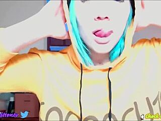 Alexa Kitten Cam Nights Dance & Masturbation With Dancing Solo Scenes.