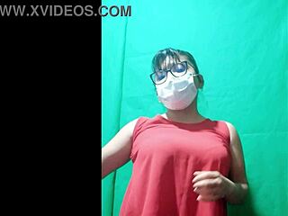 Seductive Stepsister Borrows Room For Homemade Porn With Tight Pink Pussy