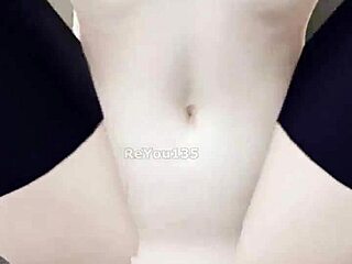 evelynn from league of legends teases with natural curves