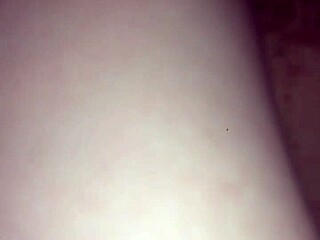 wife's big ass is so juicy 😍 she's bouncing it in the house