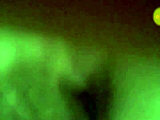 mác chim ra nước in sexy pov scene