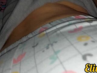 mi hermanastra lets me touch her ass and pussy 😏