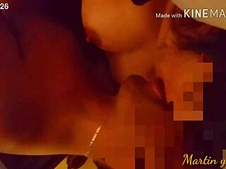 chupandole las tetas a katita y ella enloquece gimiendo comenten