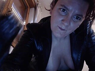 Your italian dominatrix dressed in leather you and verbally and physically a you
