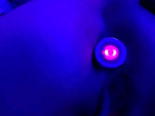 Wife Orgasms on Monster BBC