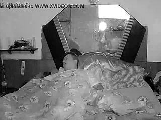 Dando Leite Para a Bezerrinha Paty Bumbum