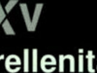 rica morena showing off her sexy ass and tits 😍