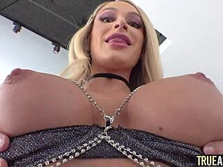 True Anal Delight With Emma Hix!