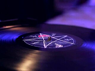 lady milf mario and qween invoke entity in hot club debut