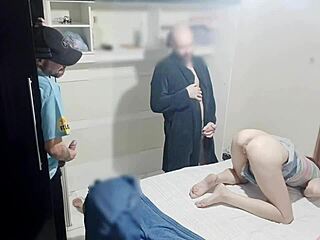 Pegadinha Com Esposa Vendei Olhos Dela E No Meio Da Transa Meu Amigo Entrou Sem Ela Saber