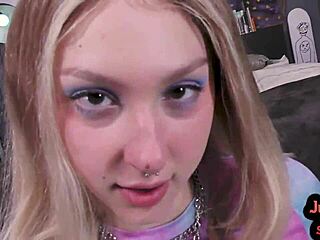 Boobylicious Pierced Babe Rides BF POV