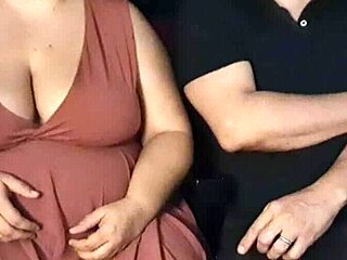 Betast en Geneukt in de Bioscoop, Wat een Wilde Rit!