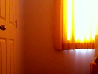 my body mov in this amateur scene