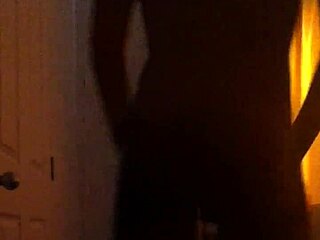 my body mov in this amateur scene