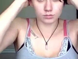 Wow! Indian Couple Goes Wild in Steamy Action!