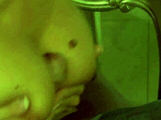 Rita Faltoyano boldly seduces her Kansas City neighbor with intense licking