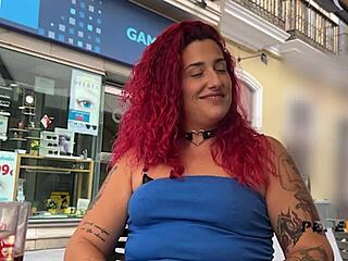 elektra red says 'check out my amazing big ass for hardcore doggystyle'