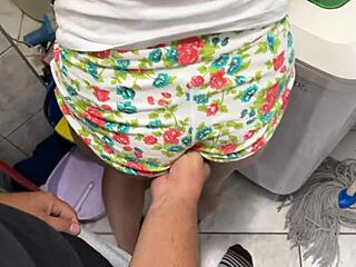 Prima, why are you washing with that big culo out? I can’t stop staring at it!