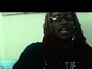 I suck toes with goddesses 😍