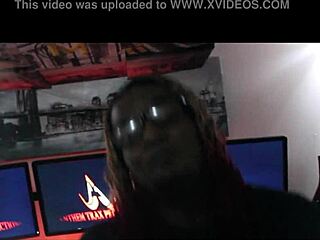 I suck toes with goddesses 😍