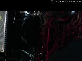 I suck toes with goddesses 😍