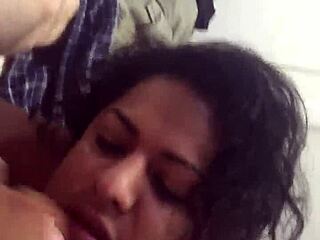 sucking white cock, chupando verga a mi amigo, feels so good