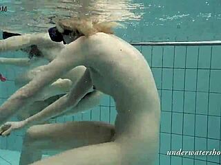 ลอริสกับโอกุเนวาเล่นเสียวเลสเบี้ยนใต้น้ำสุดมัน! 🏊‍♀️